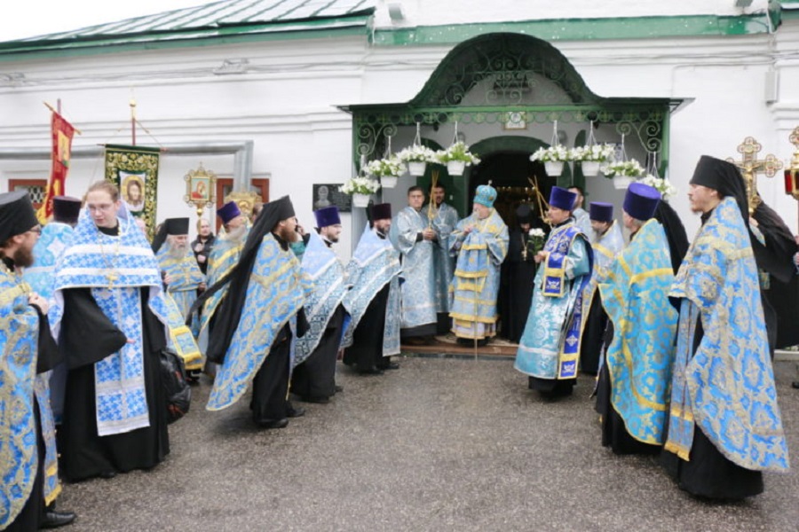 Церковь Владимирской Божьей Матери Чебоксары